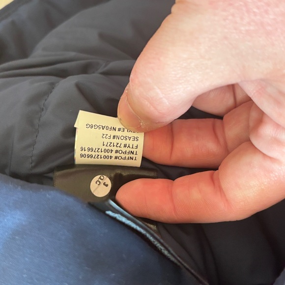 The North Face Jump Down Parka in Summit Navy - Picture 11 of 12